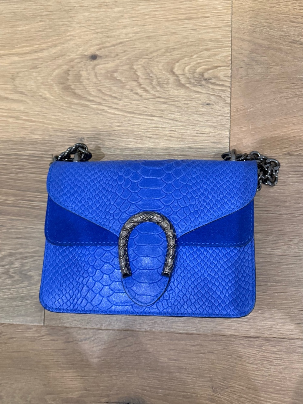 Blue Textured Shoulder Bag with Chain Strap
